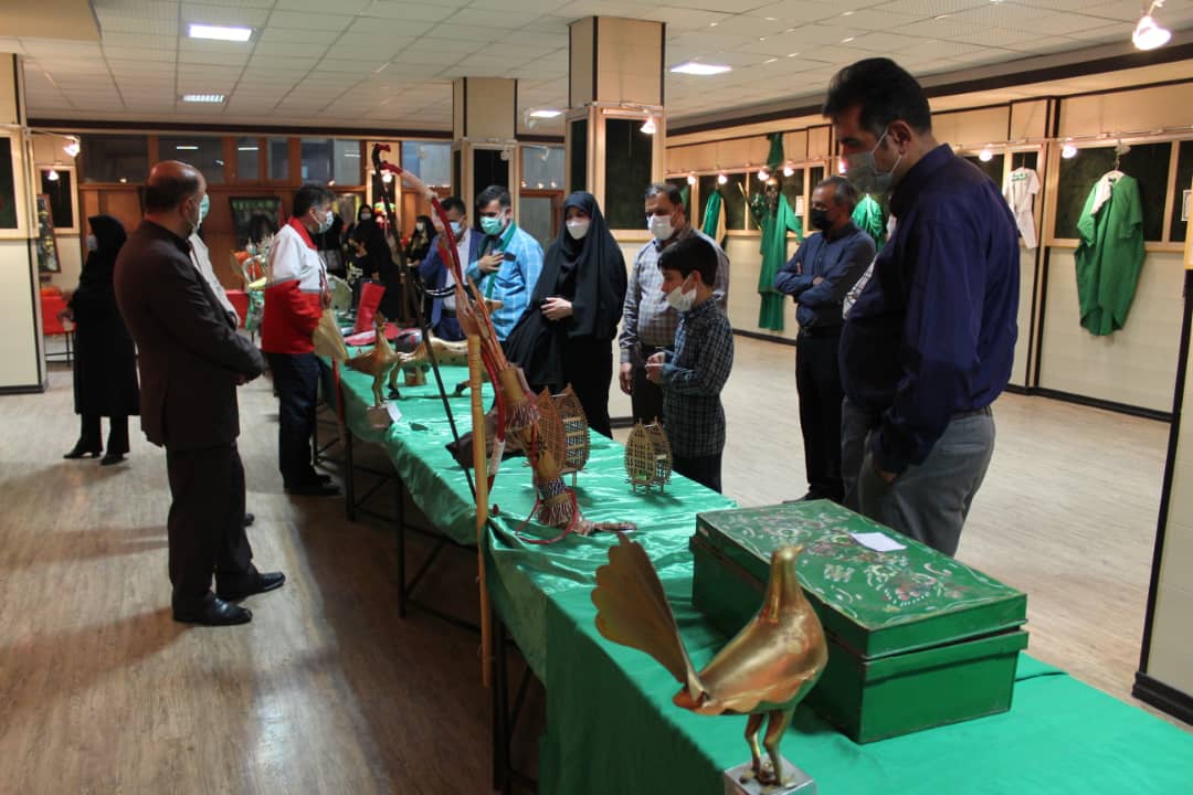 برپایی نمایشگاه نماد و نشانه&zwnj;های تعزیه در شهرستان مهریز