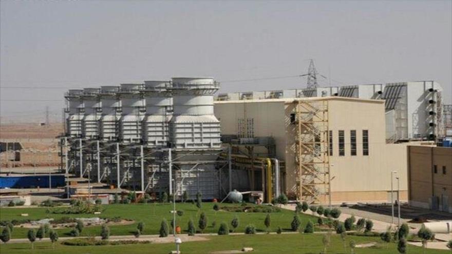 وارد مدار شدن واحد بخار نیروگاه سیکل ترکیبی بعثت