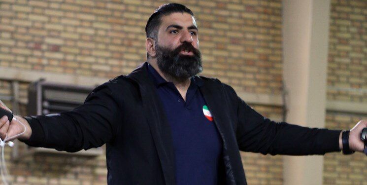 سرمربی تیم ملی بوکس: روزبهانی پاسخگوی حرفهایش باشد