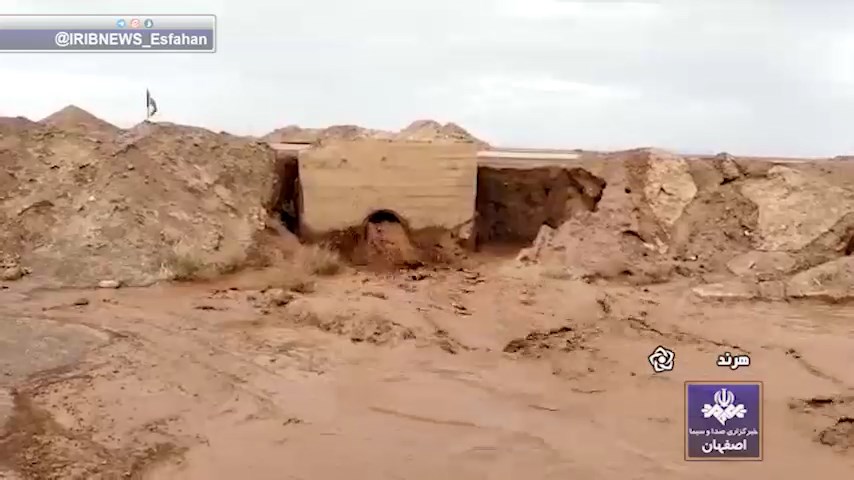 تخلیه آب در ۲۵۰ خانه در استان