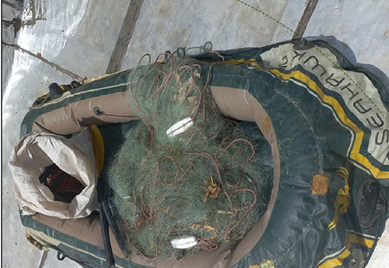 جمع آوری بیش از هزار متر تور صید آبزیان از سد کوچری گلپایگان