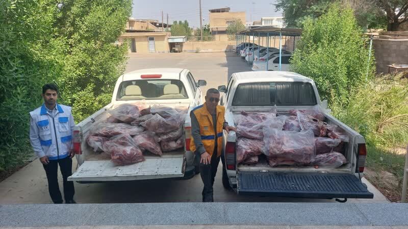 کشف و معدوم سازی بیش از ۸۰۰ کیلوگرم گوشت قرمز در دزفول کشف و معدوم سازی بیش از ۸۰۰ کیلوگرم گوشت قرمز در دزفول