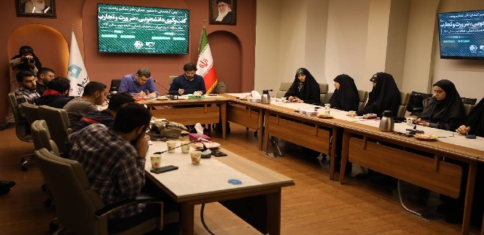 اسلام دین گفتگو و مزیت انقلاب اسلامی تضارب و گفتوگوی آن است//*** اسلام دین گفتگو و مزیت انقلاب اسلامی تضارب و گفتوگوی آن است//***