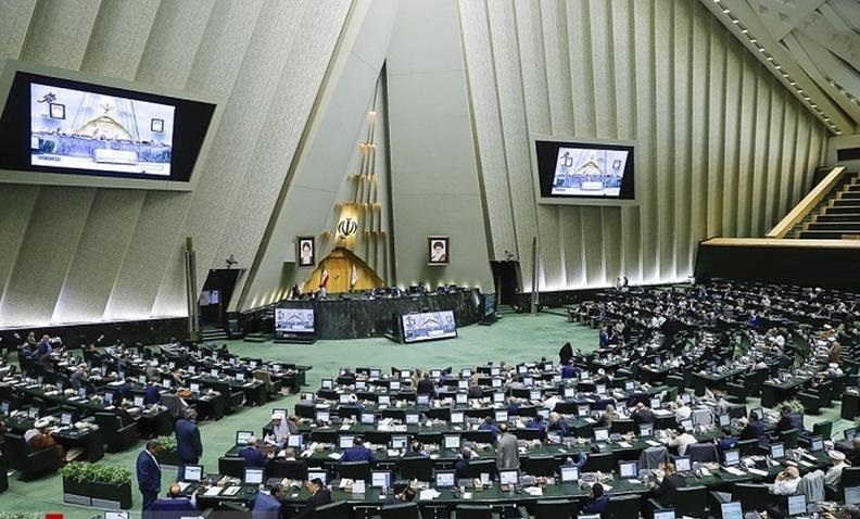 نمایندگان مجلس از توضیحات وزیر تعاون قانع نشدند