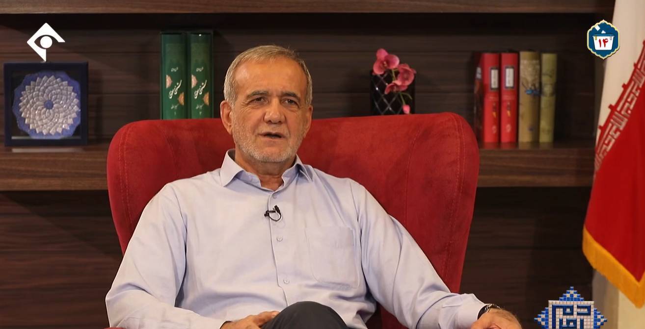 با همدلی و بهرهگیری از نخبگان بخشی از مشکلات را حل میکنیم با همدلی و بهرهگیری از نخبگان بخشی از مشکلات را حل میکنیم