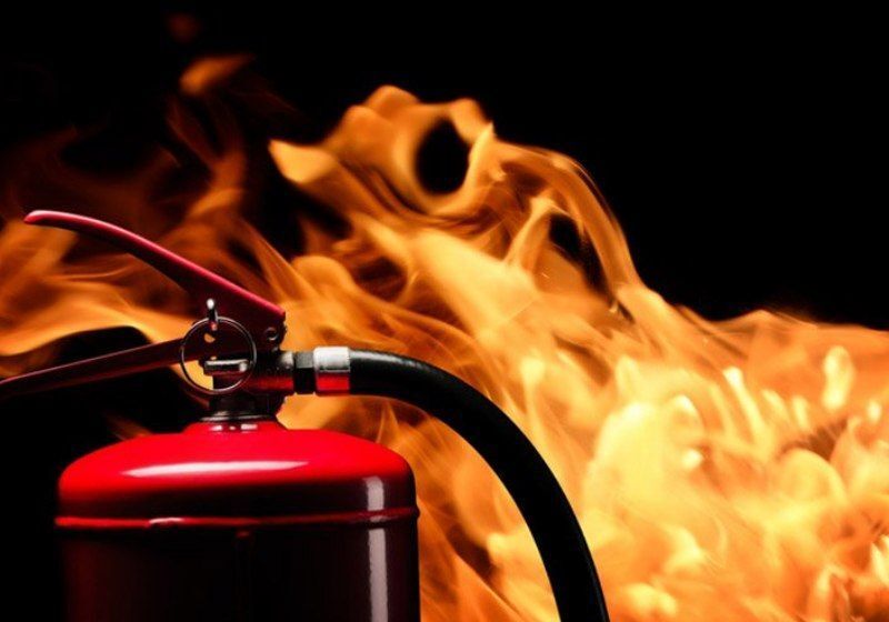 مهار آتش سوزی خانهای در رشت مهار آتش سوزی خانهای در رشت