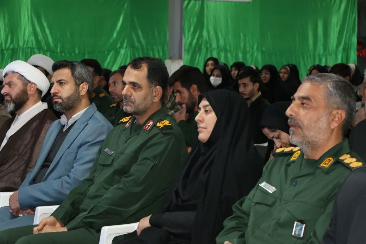 مراسم تکریم و معارفه فرماندهی ناحیه مقاومت بسیج بافت برگزار شد مراسم تکریم و معارفه فرماندهی ناحیه مقاومت بسیج بافت برگزار شد