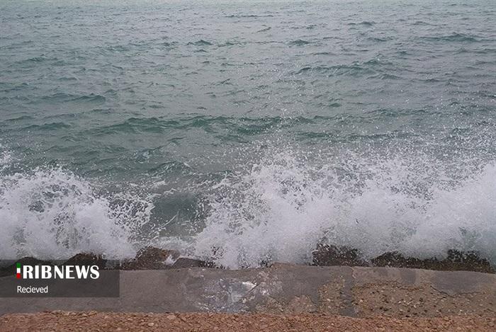 وزش باد نسبتا شدید جنوب غربی در مناطق دریایی هرمزگان، ۲۶ اردیبهشت
