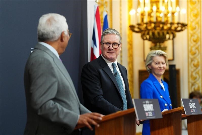 توافق بازنگری روابط انگلیس و اتحادیه اروپا توافق بازنگری روابط انگلیس و اتحادیه اروپا