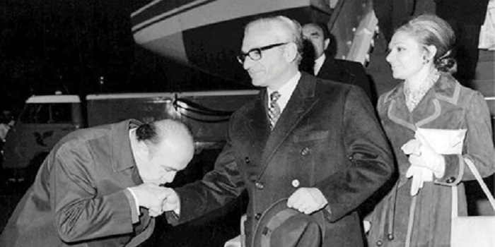 امام خمینی و معماری انقلاب؛ از قیام ۱۵ خرداد تا بنیان گذاری نهاد‌های حکومتی