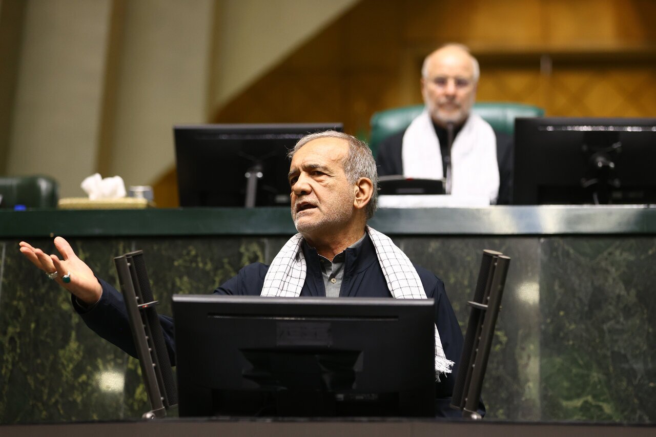 دشمن نمی‌تواند ملت ایران را از صحنه خارج کند