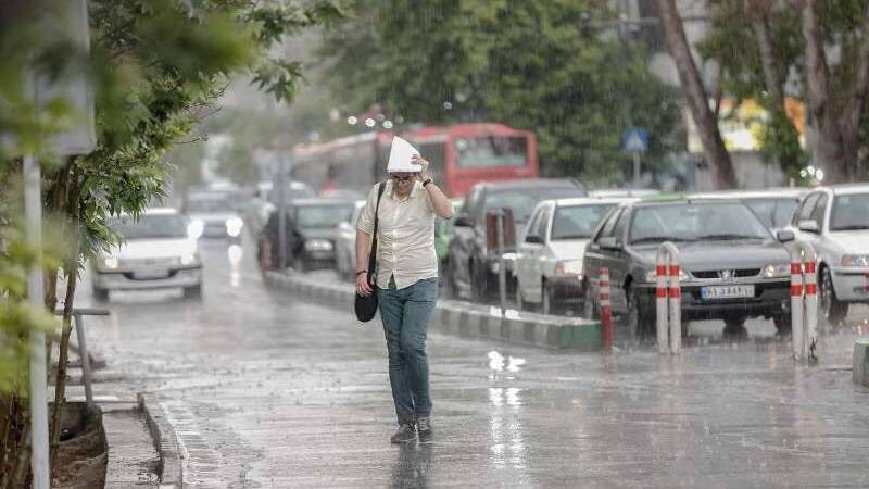رگبار و رعد و برق در ۱۵ استان رگبار و رعد و برق در ۱۵ استان