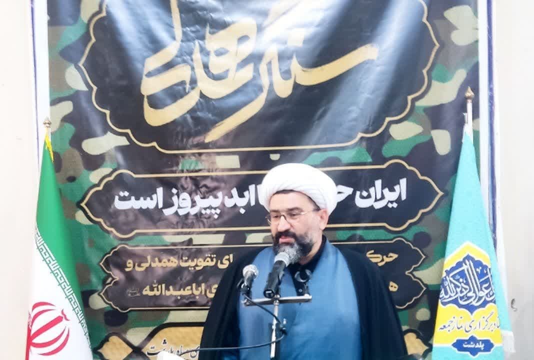 امام جمعه پلدشت: باید مراقب وارونه‌نمایی‌ها بود