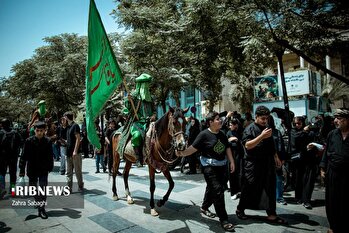 مراسم عزاداری ظهر عاشورا در بازار تهران
