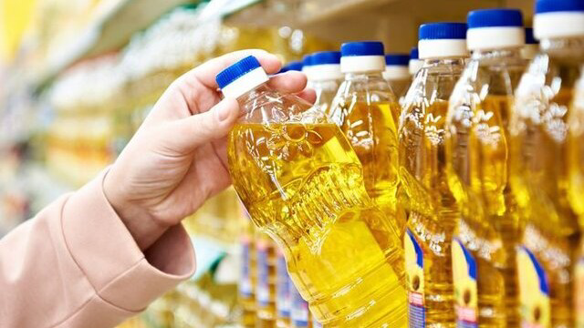 توزیع ۶۱ تن روغن خوراکی احتکار شده در بازار اصفهان