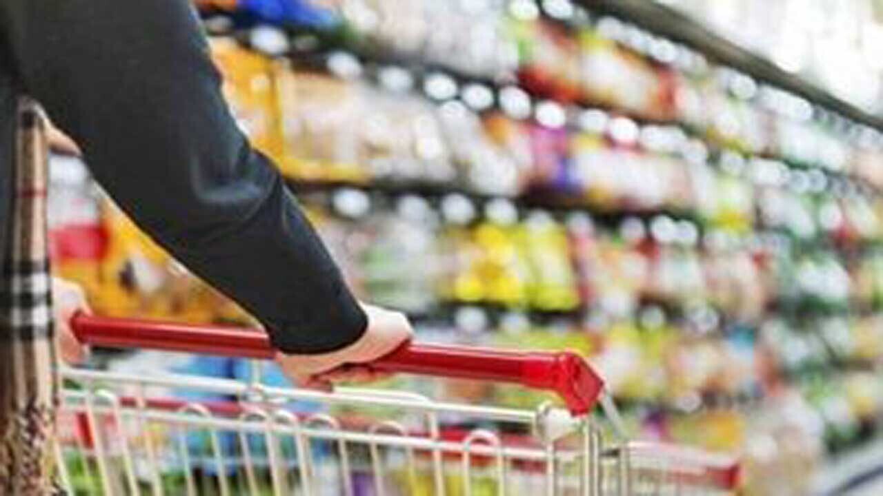 توزیع ۲۵۰ تن کالای اساسی در بازار خراسان شمالی