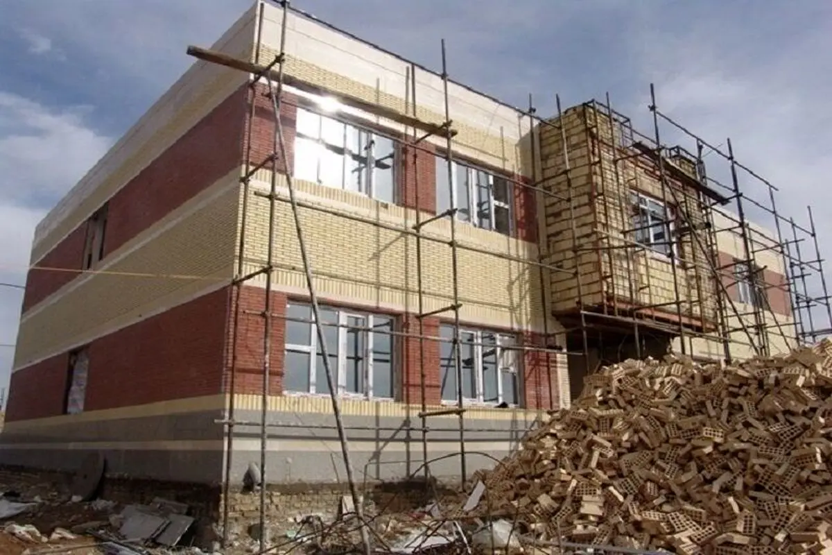 ساخت ۱۰ مدرسه در کبودراهنگ