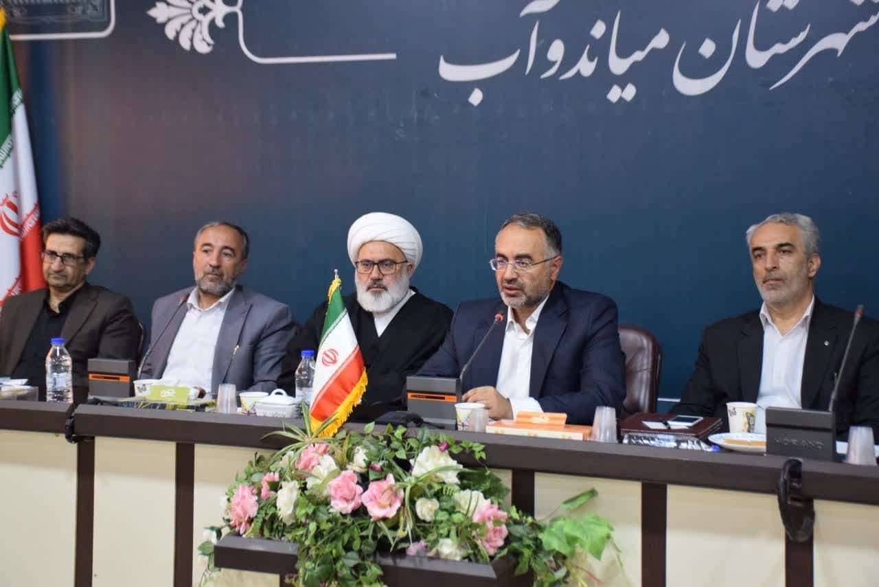 ایجاد وفاق و همدلی در جامعه از اصول اساسی توسعه است
