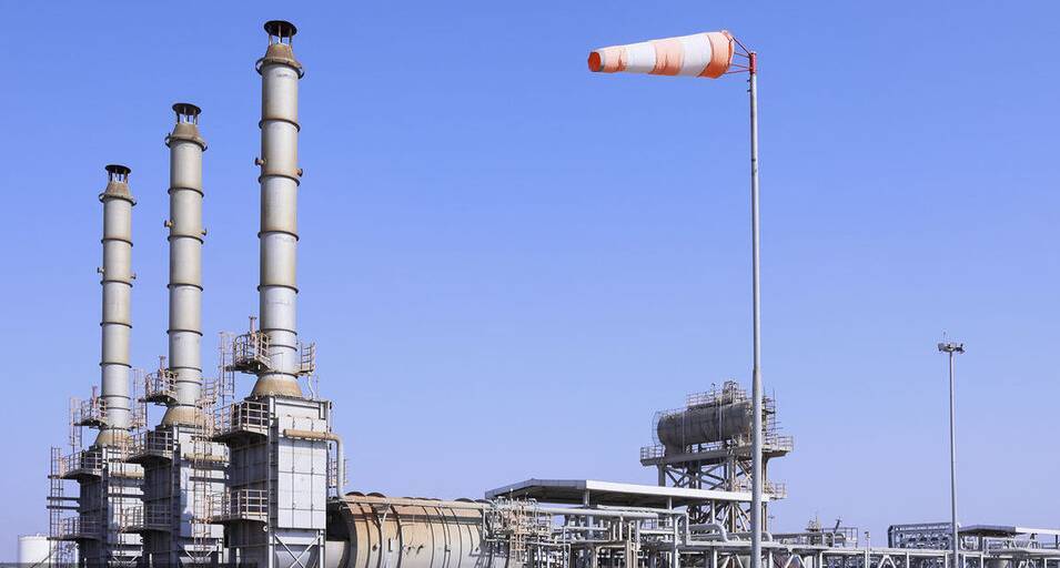 هدفگذاری ۳.۷ میلیارد یورویی بالادست نفت تا پایان ۱۴۰۴ هدفگذاری ۳.۷ میلیارد یورویی بالادست نفت تا پایان ۱۴۰۴