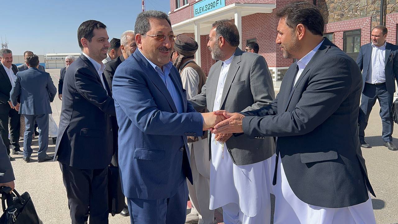 ورود وزیرصمت به استان هرات افغانستان