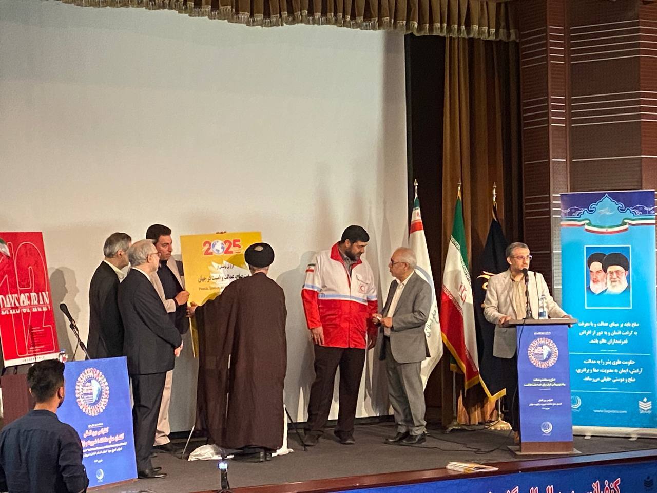 کنفرانس گفتمان صلح عادلانه ؛ هنر صلح گرایانه جاری است