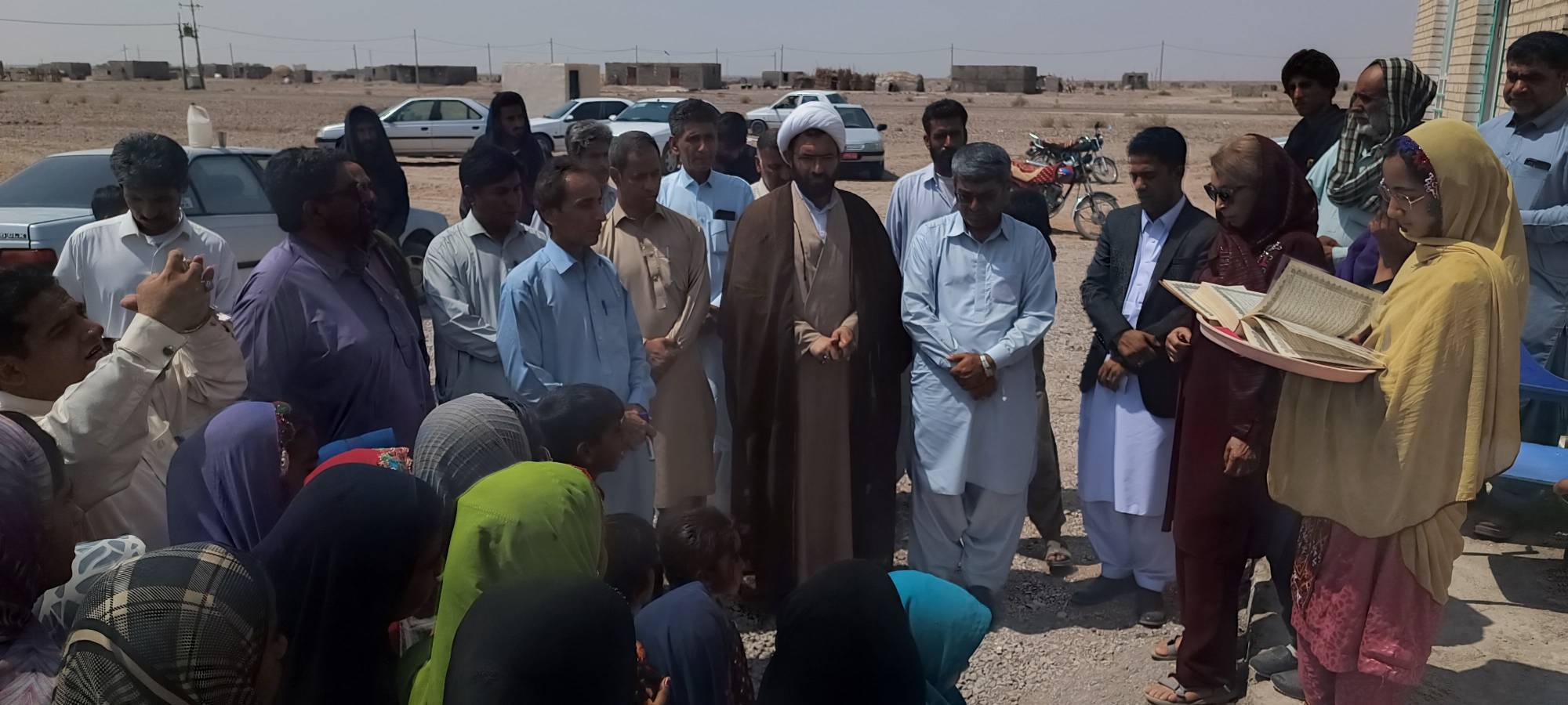 هدیه ماندگار به دانش آموزان مناطق کم برخوردار دلگان هدیه ماندگار به دانش آموزان مناطق کم برخوردار دلگان