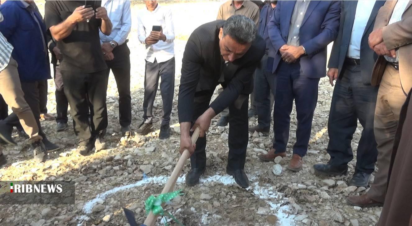 از کلنگ زنی کارخانه تولید شن و ماسه کوهی تا واگذاری ۲۴۰ قطعه زمین به طرح جوانی جمعیت از کلنگ زنی کارخانه تولید شن و ماسه کوهی تا واگذاری ۲۴۰ قطعه زمین به طرح جوانی جمعیت