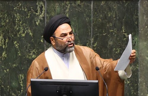 درآمد هزاران میلیاردی پایانههای مرزی کجا هزینه میشود؟ درآمد هزاران میلیاردی پایانههای مرزی کجا هزینه میشود؟