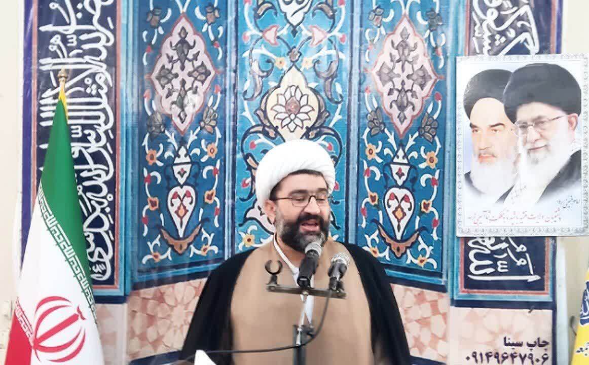 پلدشت نماز جمعه ملت ایران زیر بار تحمیل نمیرود پلدشت نماز جمعه ملت ایران زیر بار تحمیل نمیرود