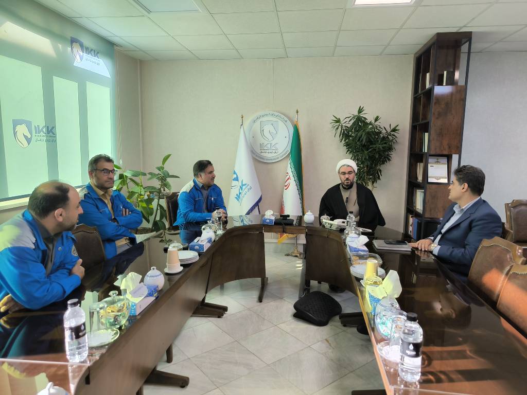 بررسی مشکلات ایران خودروی خودروی خراسان رضوی و شرکت عمران بینالود