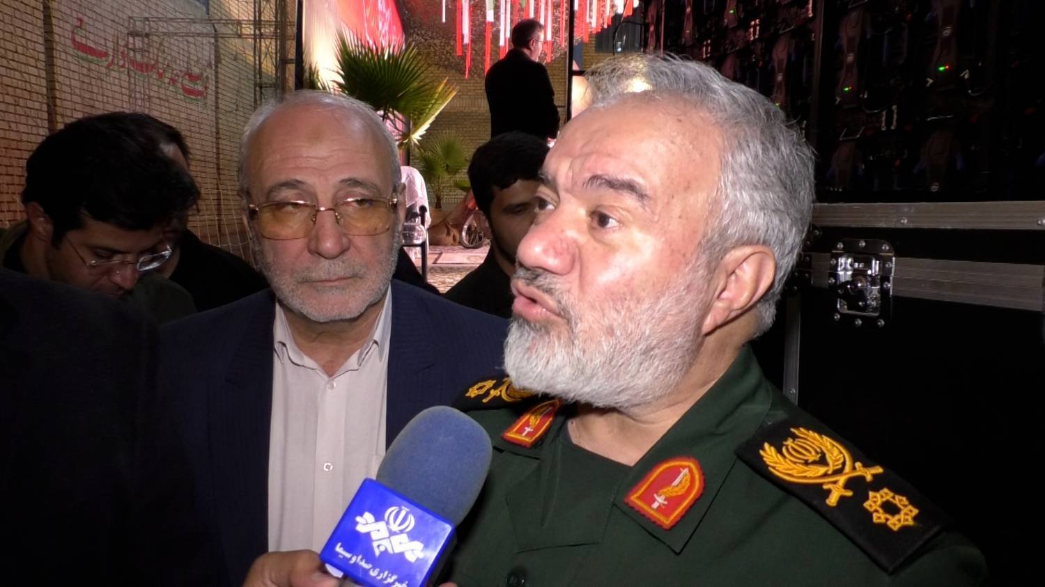 عمل به تکلیف الهی عامل موفقیت‌های ملت ایران در برابر دشمن