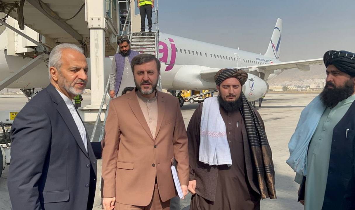 ورود معاون وزیر امورخارجه کشورمان به کابل