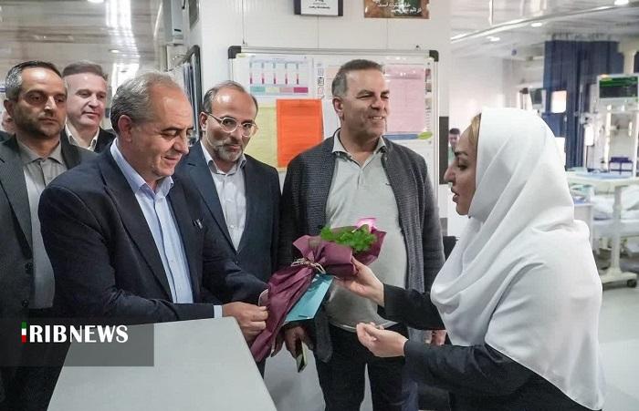 تجلیل استاندار آذربایجان شرقی از پرستاران تجلیل استاندار آذربایجان شرقی از پرستاران