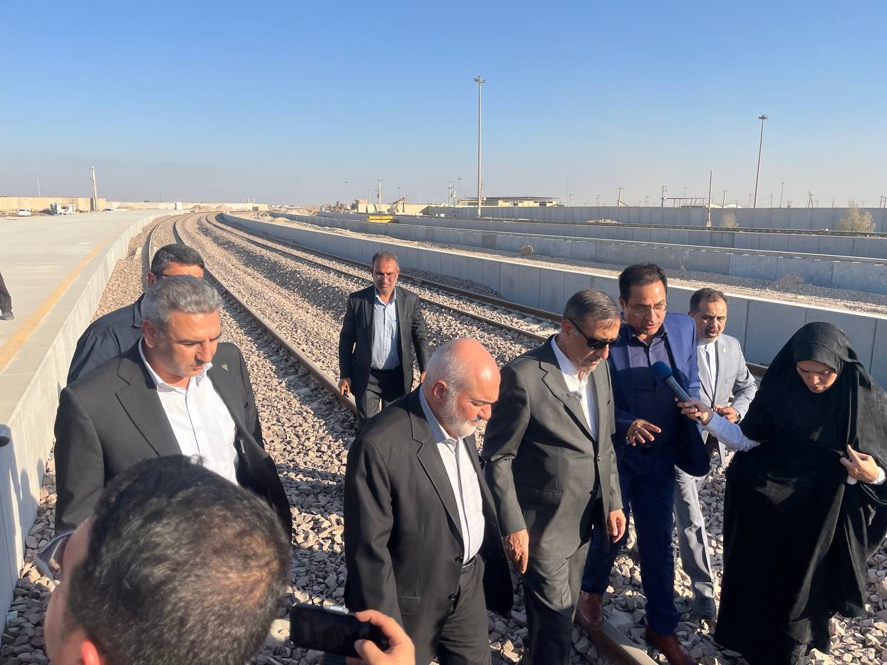 بازدید معاون اجرایی رئیسجمهور از پایانه مرزی ریلی شلمچه بازدید معاون اجرایی رئیسجمهور از پایانه مرزی ریلی شلمچه