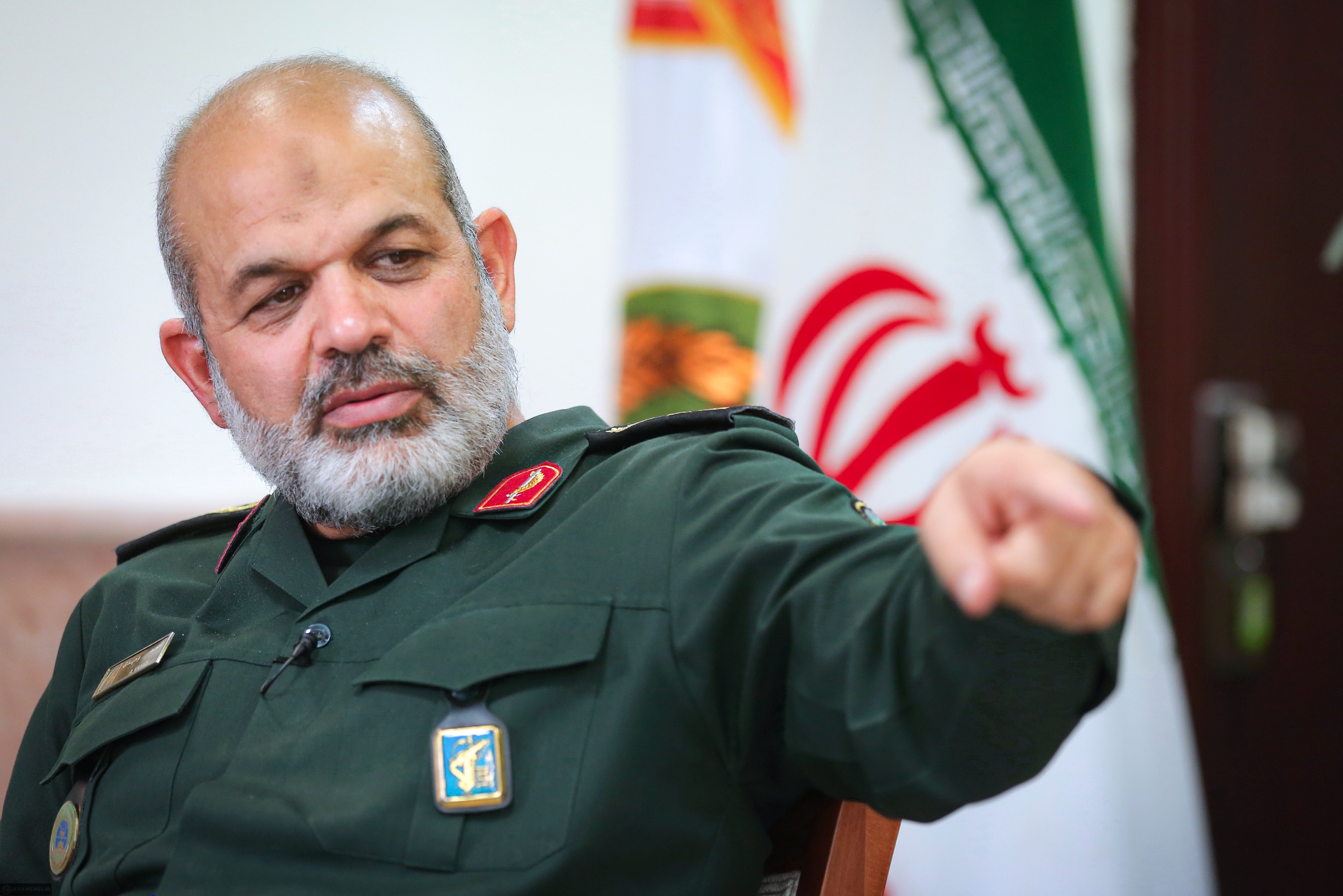 *** پلیس رکن اصلی امنیت جامعه است *** پلیس رکن اصلی امنیت جامعه است