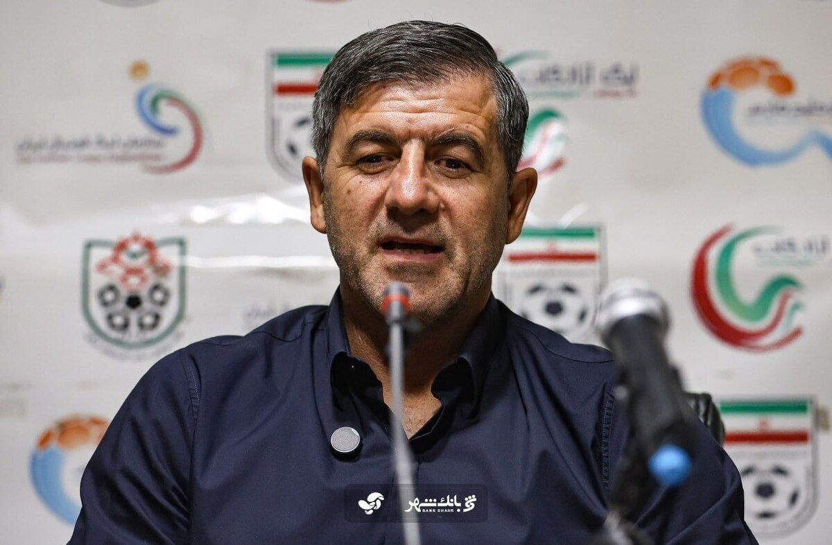 باقری: توپ بیشتر دست تیم تراکتور بود