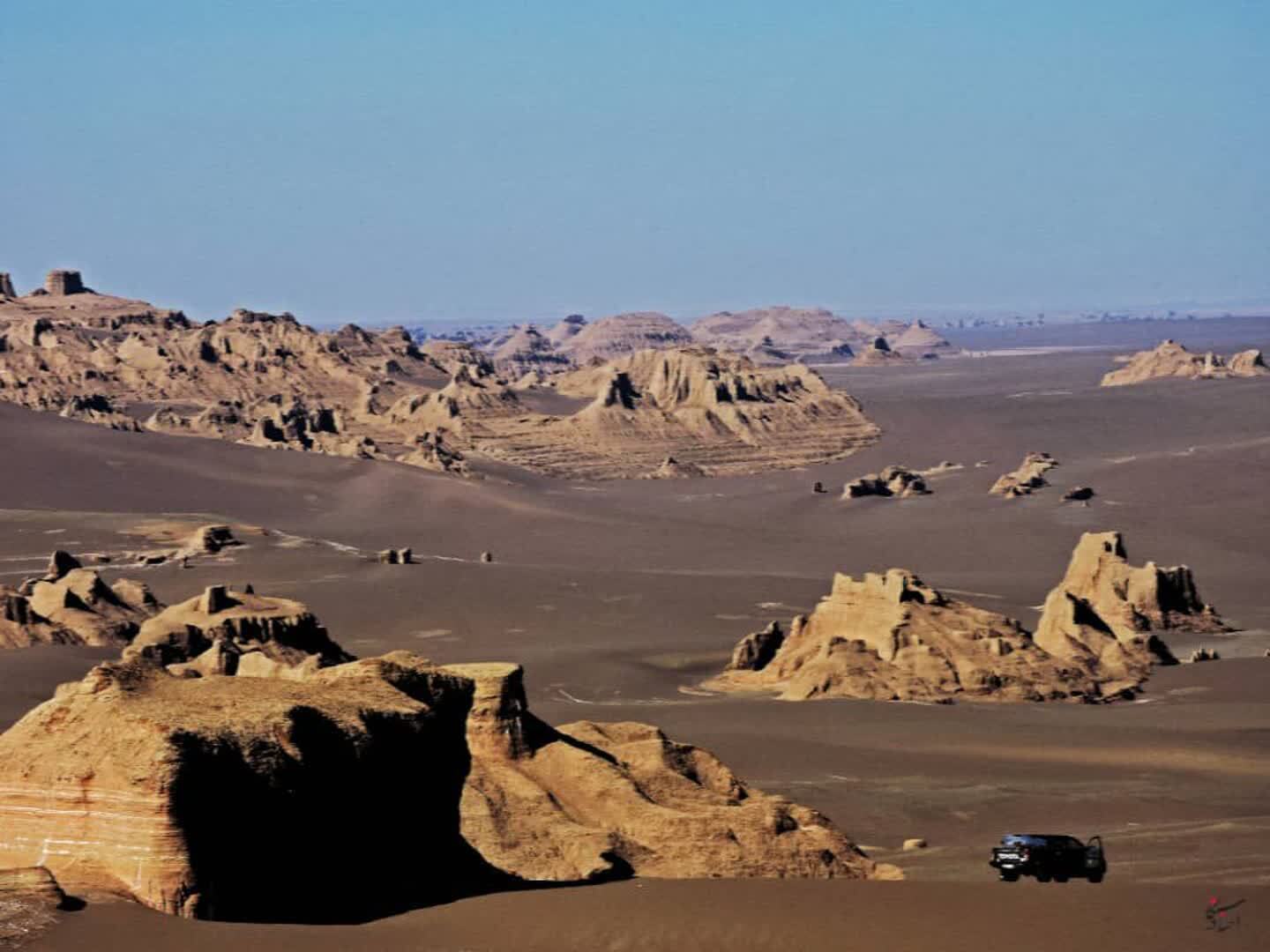 بیابان جهانی لوت میزبان لهستانیها برای کشف جاذبههای تاریخی و زمینشناسی ایران بیابان جهانی لوت میزبان لهستانیها برای کشف جاذبههای تاریخی و زمینشناسی ایران