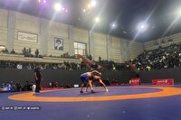 صعود استقلال جویبار به فینال لیگ برتر کشتی آزاد کشور