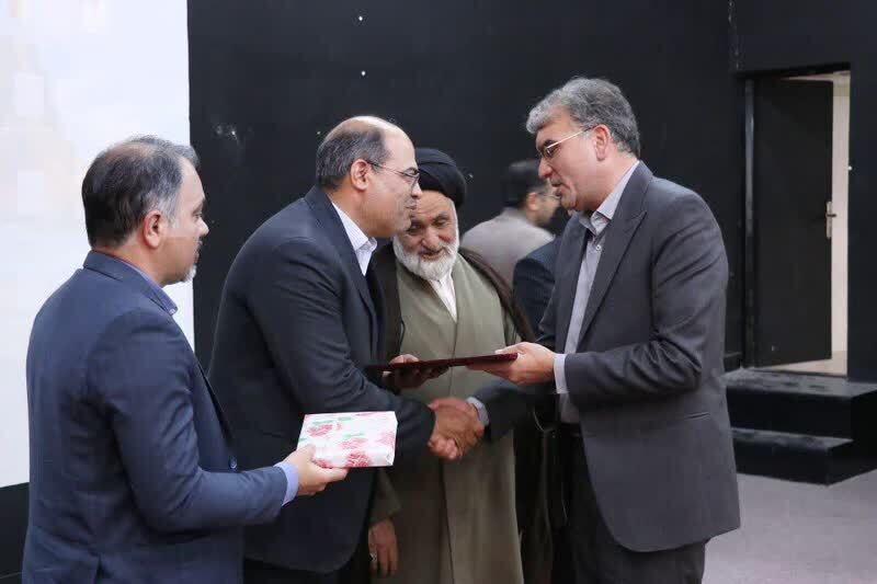 سلامت، اولویت اول مهریز سلامت، اولویت اول مهریز