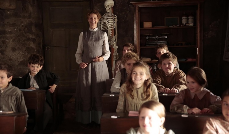 «لوئیز ویوله»، یک «نبرد بی رحمانه» و مجموعه تلویزیونی «مدیرکل» «لوئیز ویوله»، یک «نبرد بی رحمانه» و مجموعه تلویزیونی «مدیرکل»