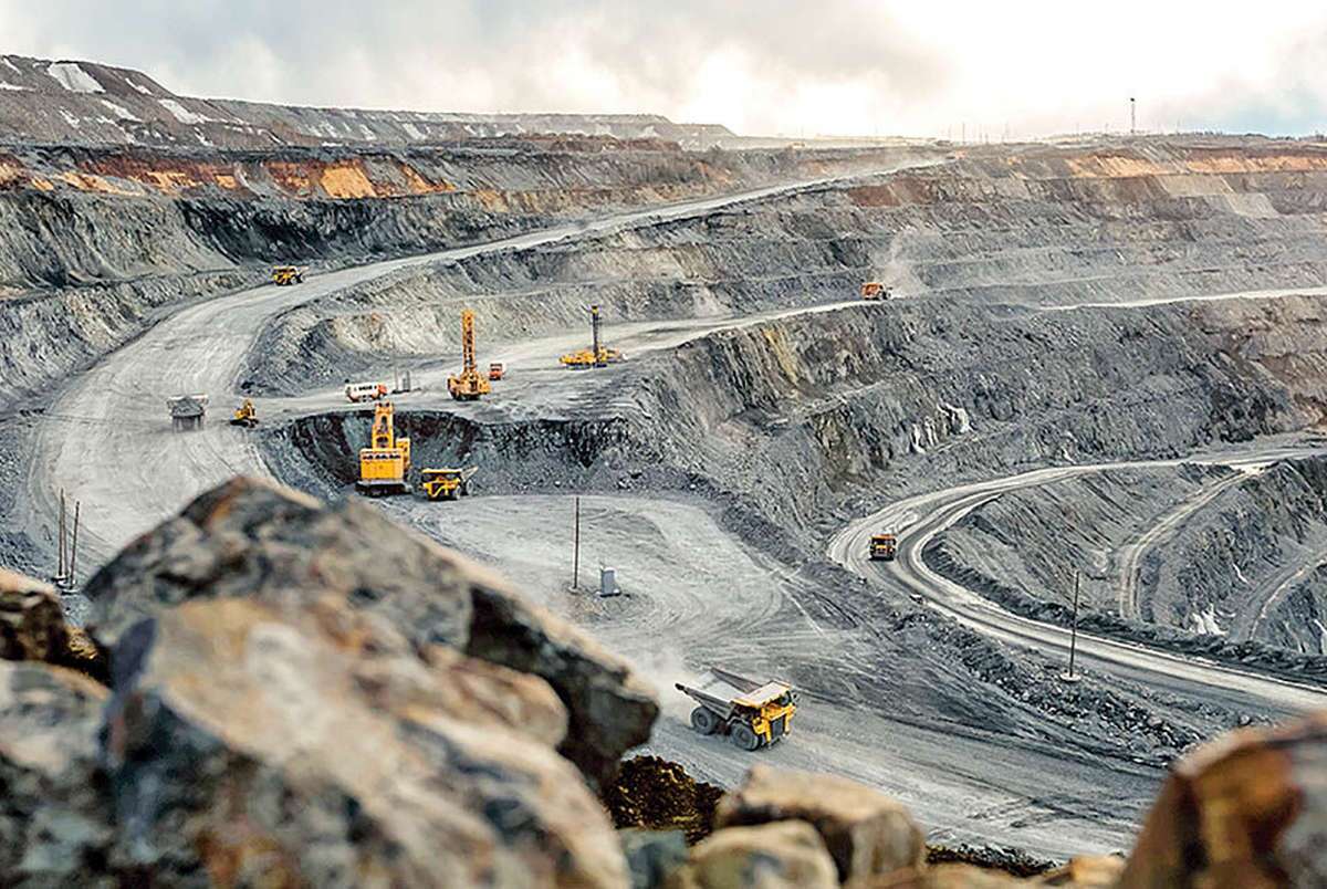 وعدههای تکراری و بی حاصل ایمیدرو در تعیین تکلیف پهنههای معدنی//تایید سردبیر دارد وعدههای تکراری و بی حاصل ایمیدرو در تعیین تکلیف پهنههای معدنی//تایید سردبیر دارد