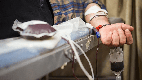 کمبود ذخایر خون استان اصفهان کمبود ذخایر خون استان اصفهان