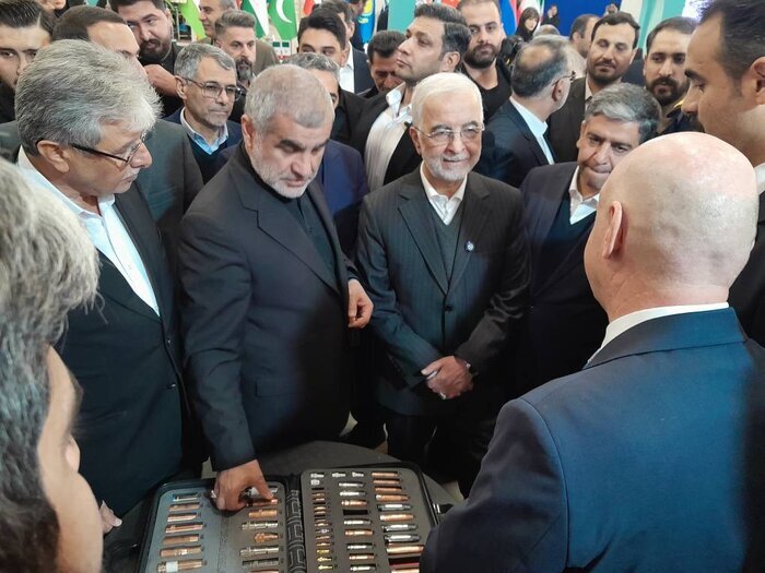 وزیر کشور از نمایشگاه اردبیل اکسپو ۲۰۲۵ دیدن کرد وزیر کشور از نمایشگاه اردبیل اکسپو ۲۰۲۵ دیدن کرد