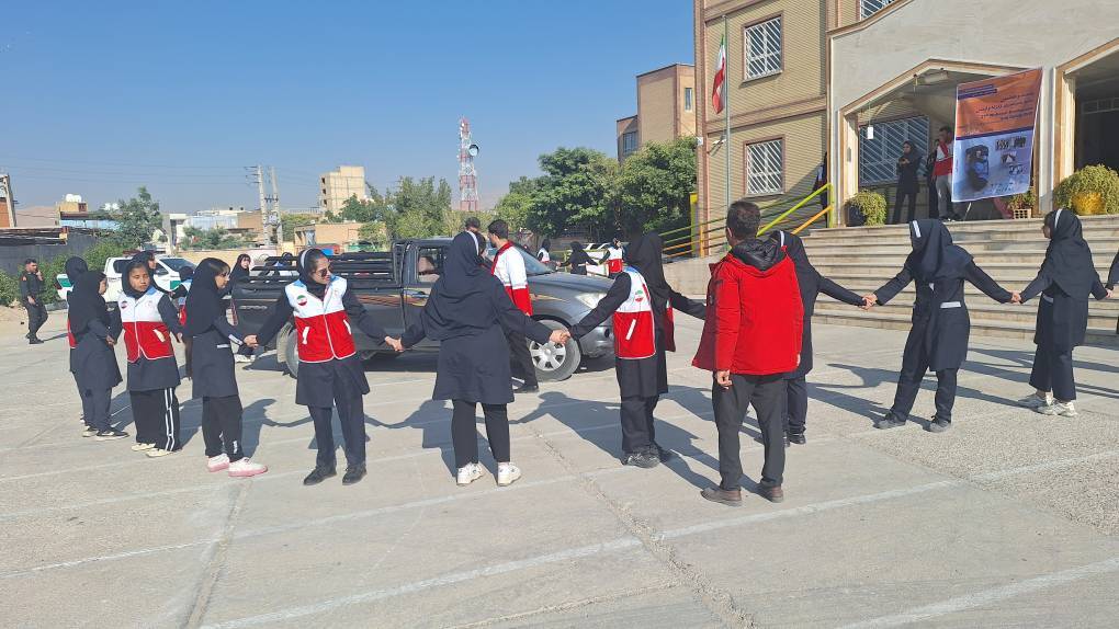 برگزاری مانور ایمنی و زلزله در مدارس گچساران