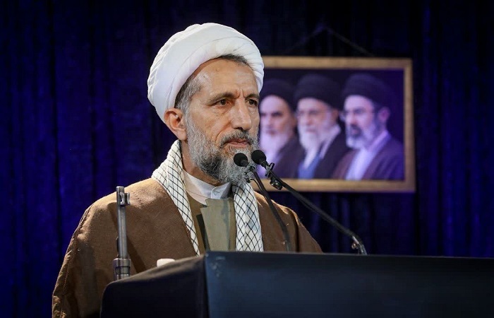 تنگه هرمز کمر دشمن را خم کرد