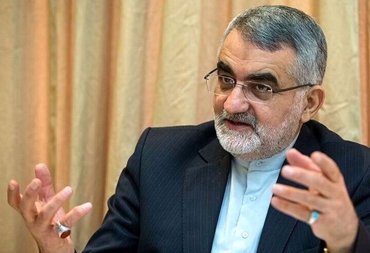 دیپلماسی در ژنو، مکمل صلابت میدان است