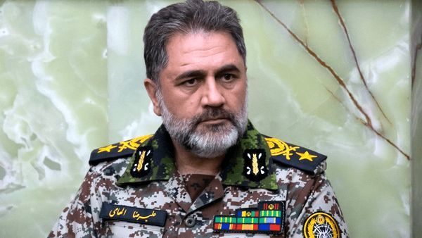 امیر سرتیپ الهامی: پدافندهوایی کاملا آماده است امیر سرتیپ الهامی: پدافندهوایی کاملا آماده است
