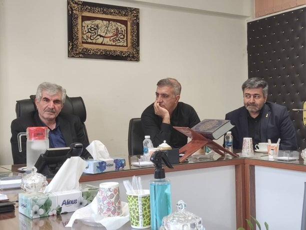 برپایی موکب خدمترسانی دانشگاه جامع علمیکاربردی در مسیر تشییع امام شهید برپایی موکب خدمترسانی دانشگاه جامع علمیکاربردی در مسیر تشییع امام شهید