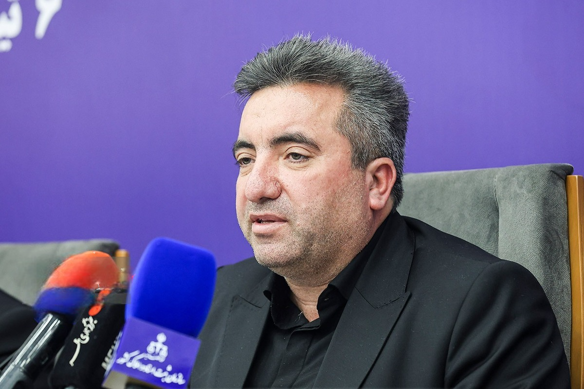 پیشران تحول اقتصادی با تثبیت مالکیت در پهنههای راهبردی کشور پیشران تحول اقتصادی با تثبیت مالکیت در پهنههای راهبردی کشور