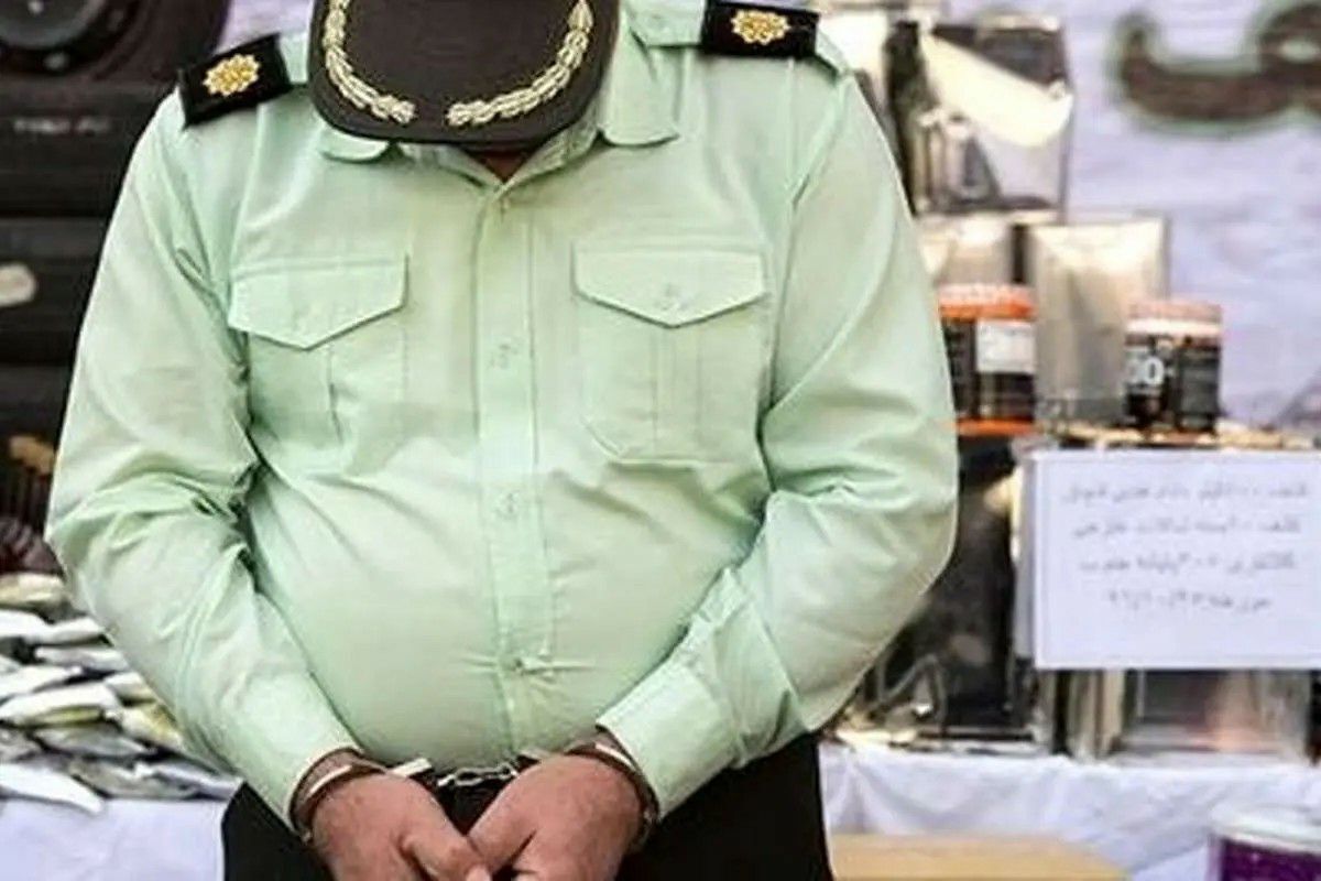اخاذی از مردم با لباس پلیس اخاذی از مردم با لباس پلیس